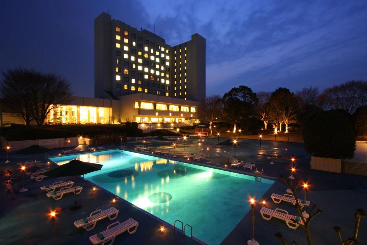 International Resort Hotel Yurakujo Нарита Экстерьер фото